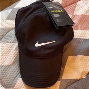 Womens Nike hat
